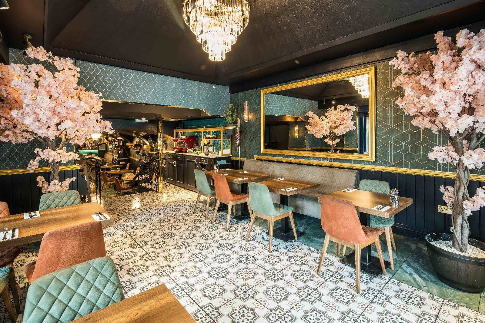 Turquoise Kitchen & Bar dining room